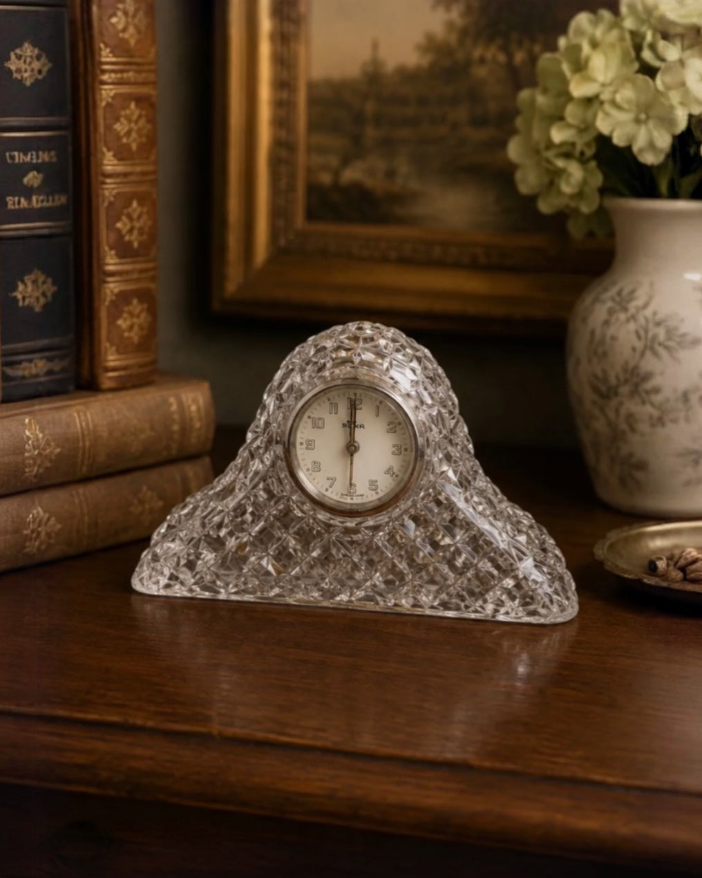 Mantel-Uhr aus Bleikristall mit Brillantschliff im Vintage-Stil